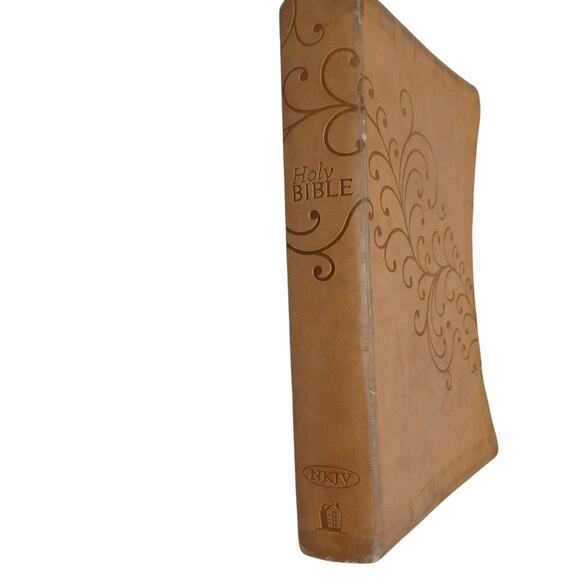 2006 NKJV The Holy Bible Large Print Personal Size Reference Leather Tabs Ribbon - Picture 3 of 16